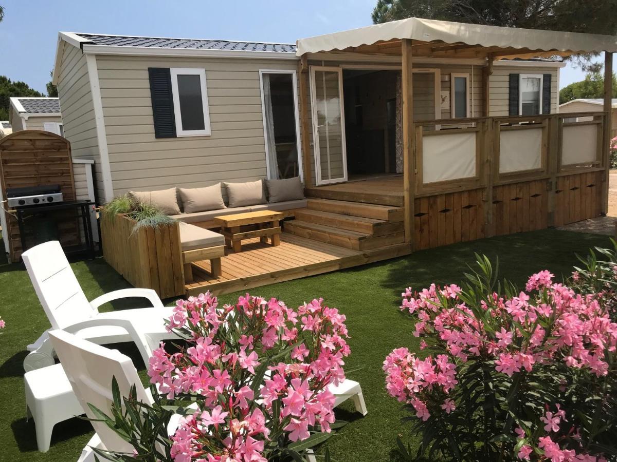 Mobil Home Camping Le Mar Estang Bord De Plage Canet Exterior foto